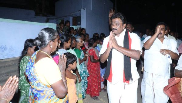 மகன் கல்யாணத்துக்கு ஸ்டாலினிடம் தேதி கேட்டு காத்திருந்த அப்துல் வஹாப்! இடிவிழுந்ததை போல் ஷாக்!