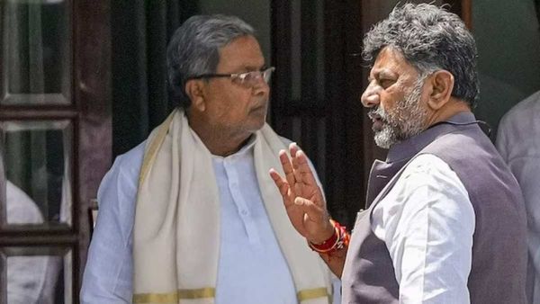 கர்நாடகா அமைச்சராகும் 8 பேர்! சித்தராமையா ஆதரவாளர்களுக்கு அதிக வாய்ப்பு! டிகே சிவக்குமாருக்கு ஷாக்