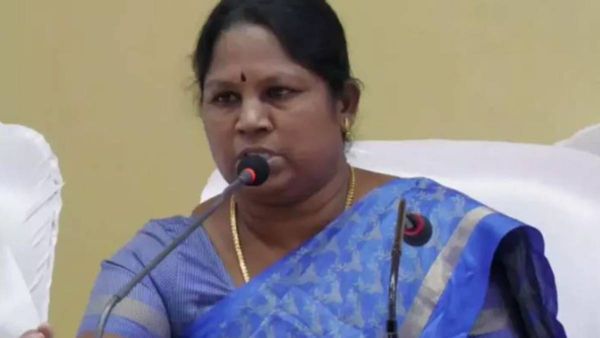 தொடங்கிய அமைச்சரவை மாற்றம்?அமைச்சர் கயல்விழிக்கு வாரிய தலைவர் பதவி! விரைவில் மந்திரி பதவி பறிப்பு?