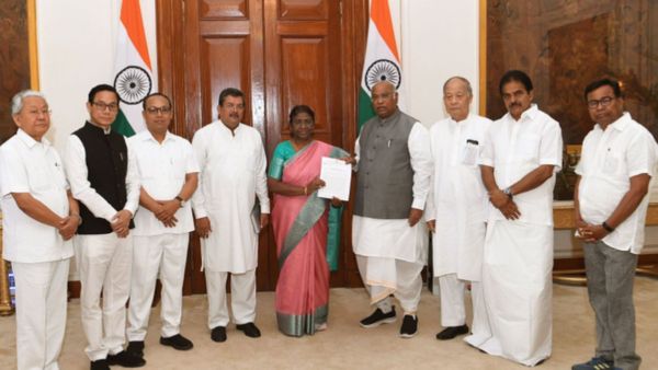 மணிப்பூர் வன்முறை- உச்சநீதிமன்ற நீதிபதி தலைமையில் உயர் விசாரணை- ஜனாதிபதியிடம் காங். மனு