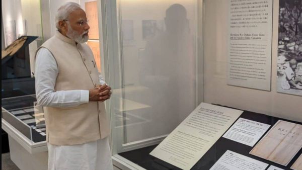 மாஸ்! ஜப்பானில் கரூர் காக்காவடி உடை அணிந்து.. கம்பீரமாக நடந்த மோடி! அந்த உடையில் அப்படி என்ன இருக்கு