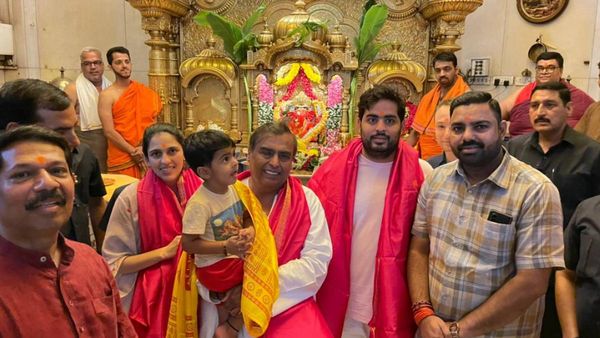 ஊருக்கே ராஜானாலும் பேரனுக்கு தாத்தாவாச்சே! முகேஷ் அம்பானிக்கு மட்டும் விதிவிலக்கா என்ன?