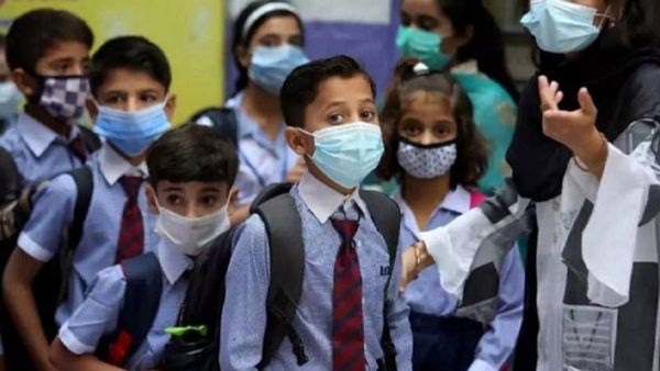 புதுவையில் அதிரடி.. 1ம் வகுப்பு முதல் 9ம் வகுப்பு வரை அனைவரும் ஆல் பாஸ்.. ஏன் தெரியுமா?