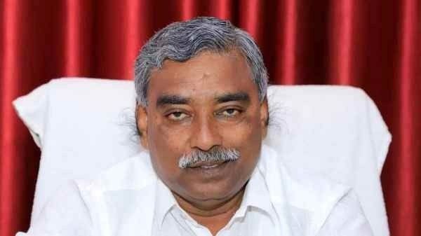 ஜெயிலுக்கு போனது..செலவு செஞ்சது நீங்க! வேறொருத்தருக்கு அங்கீகாரமா? திமுக எம்எல்ஏ மகன் பேஸ்புக் பதிவு