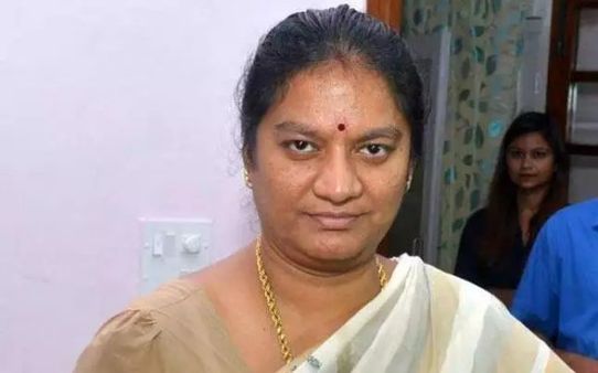 ஃபுல் போதை.. பெண் போலீஸை தாக்கியதாக புகார்.. பாஜக நிர்வாகி சசிகலா புஷ்பாவின் மகன் கைது