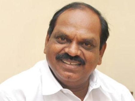 இபிஎஸ்க்கு அதிமுக வரலாறே தெரியாது.. ஜனதா தளத்திற்கு வேலை பார்த்தவர்.. தடதடக்கும் வைத்திலிங்கம்