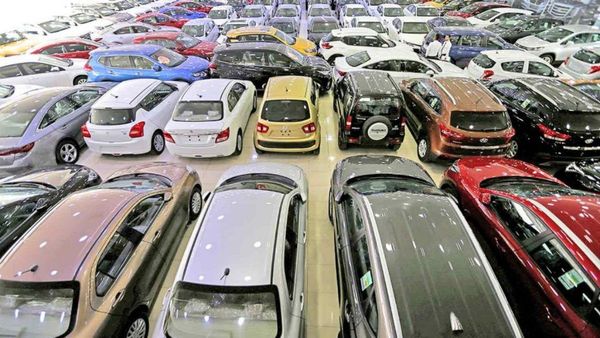 தமிழ்நாட்டில் உயரப்போகும் கார், பைக் விலை? எவ்வளவு அதிகரிக்க வாய்ப்பு?