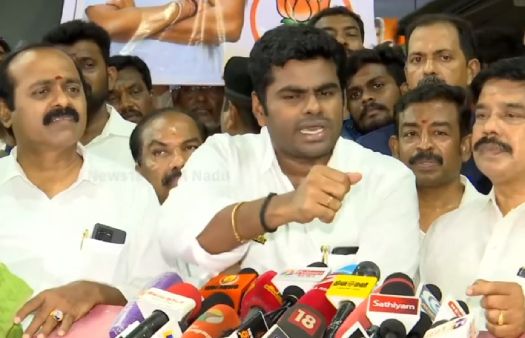 காமெடியன் மாதிரி பதில் சொல்லவா வந்திருக்கேன்? லண்டனில் இருந்து வந்து இறங்கியதுமே டென்ஷனான அண்ணாமலை!