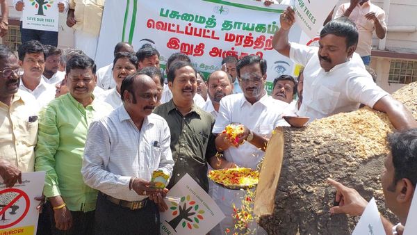 எழும்பூர் ரயில் நிலையம் விரிவாக்கம்! வெட்டிய மரங்களுக்கு இறுதி காரியம்! பசுமை தாயகம் நூதன எதிர்ப்பு!