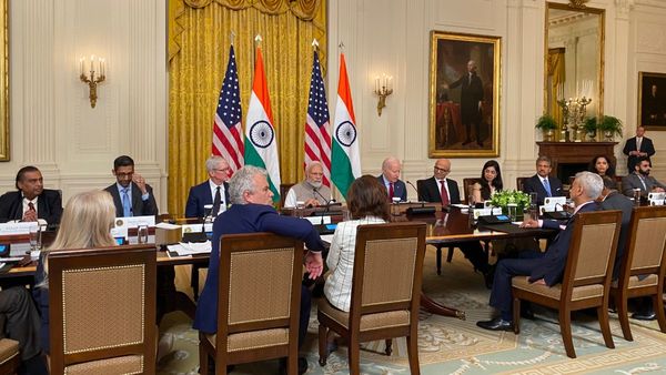 சுந்தர் பிச்சை, சத்யா நாதெல்லா, டிம் குக்.. “லிஸ்ட்டே பயங்கரம்”! டாப் CEOக்களுடன் பேசிய பிரதமர் மோடி