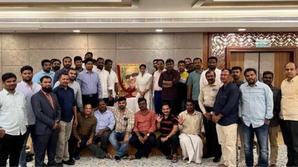 கடல் கடந்தும் கருணாநிதி நூற்றாண்டு பிறந்தநாள் விழா! துபாயில் புகழஞ்சலி செலுத்திய தமிழர்கள்!