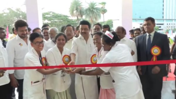 அம்மா.. நீங்கதான் திறக்கணும்.. கலைஞர் நூற்றாண்டு மருத்துவமனை திறப்பின்போது ஸ்டாலின் சொன்ன வார்த்தை!