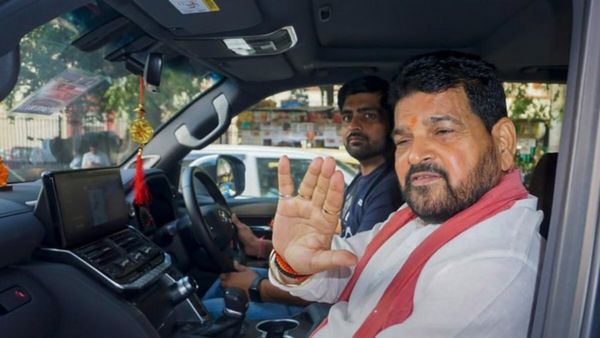 பாலியல் தொல்லை! பிரிஜ் பூஷண் வீட்டில் 