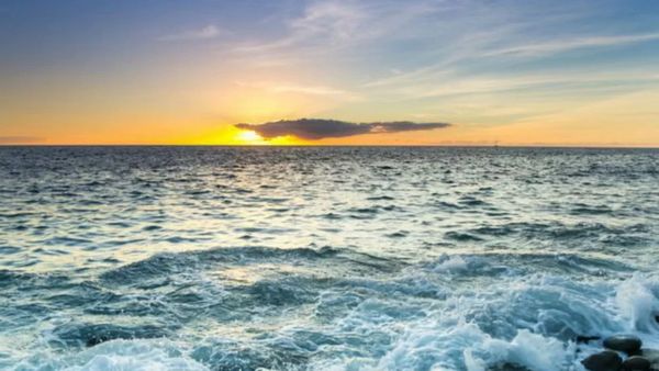 பெர்முடா முக்கோணத்தை விடுங்க.. டைட்டானிக் டூ பல மர்மங்கள்! அட்லாண்டிக் கடலில் புதைந்துள்ள ரகசியம்