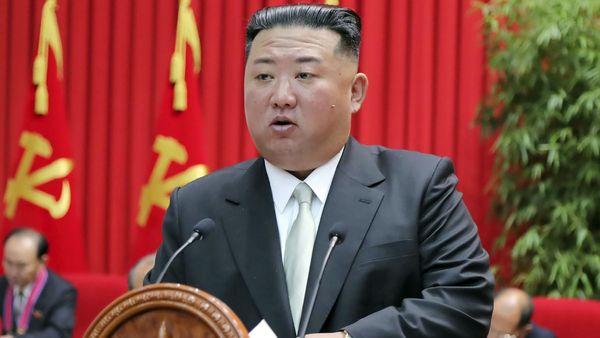 அதிகரிக்கும் தற்கொலைகள்.. வட கொரியா அதிபர் கிம் ஜாங் உன் போட்ட ரகசிய உத்தரவு.. என்னனு பாருங்க!