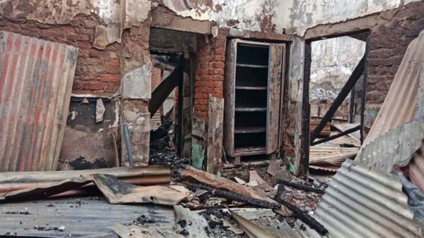 மணிப்பூர் அதி உச்ச வன்முறை: பாஜக தலைவர்கள் வீடுகளை இலக்கு வைத்து தீ வைப்பு சம்பவங்கள் அதிகரிப்பு!