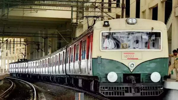 சென்ட்ரல் டூ ஆவடி, அரக்கோணம் போறீங்களா! இத நோட் பண்ணுங்க.. ரயில்வே நிர்வாகத்தின் முக்கிய அறிவிப்பு