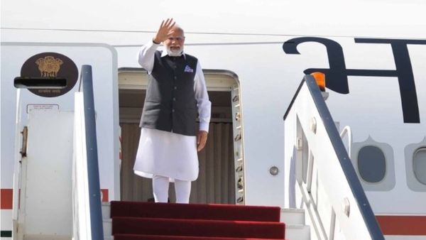 கெய்ரோவில் இருந்து டெல்லி கிளம்பினார் பிரதமர் மோடி.. ஜி20 மாநாட்டுக்கு எகிப்து அதிபருக்கு அழைப்பு!