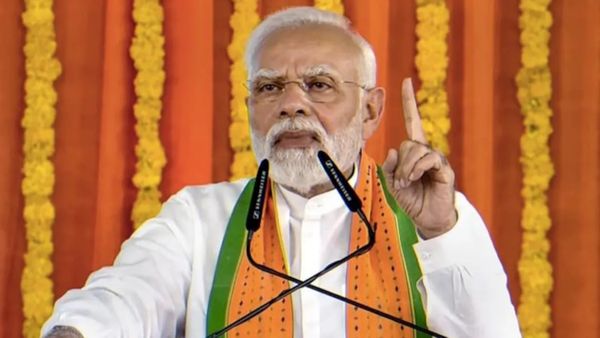 திமுகவிற்கு வாக்களித்தால்.. கருணாநிதியின் வாரிசுகள் மட்டுமே பலன் அடைவார்கள்.. மோடி கடும் தாக்கு