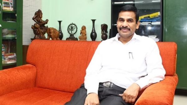 இப்படியுமா இறையன்பு ஐஏஎஸ் இருந்தார்.. உங்கள் பெயர் நிலைக்கும் சார்.. மறக்கவே முடியாத செயல்கள்