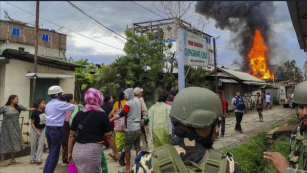 மணிப்பூர் மாநிலத்தில் அமைதி திரும்ப ஒரே வழி பாஜக ஆட்சியை டிஸ்மிஸ் செய்வதுதான்.. நாகாலாந்து காங்கிரஸ்