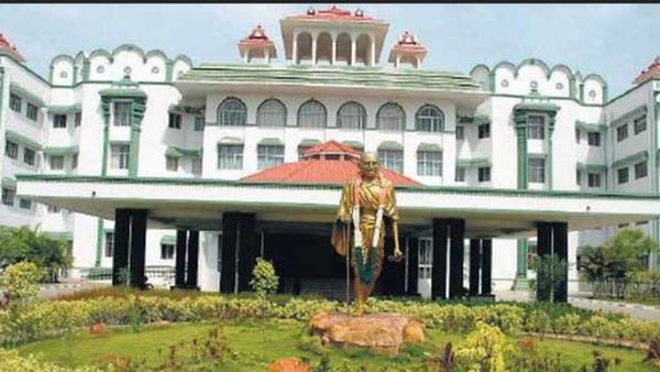 கரூரில் தாக்கப்பட்ட ஐடி அதிகாரிகள்! ஜாமீன் பெற்ற திமுகவினருக்கு சிக்கல்? மதுரை ஐகோர்ட் உத்தரவு