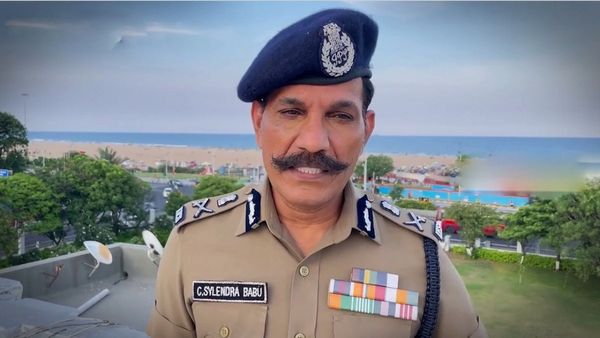 சபாஷ்! பெண் குழந்தைகளை காக்கும் ‘இமைகள்’.. தொடங்கி வைத்த டிஜிபி சைலேந்திரபாபு.. இது என்ன திட்டம்?