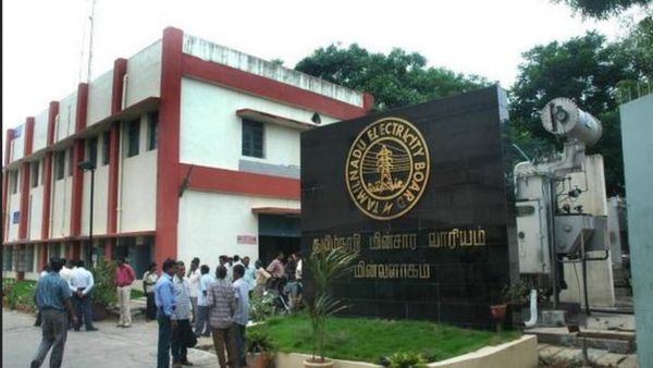 அப்பாடா! பீக் ஹவரில் EB பில் எகிறுமா? வீடுகளுக்கு பொருந்தாதாம்.. மின் வாரியம் பரபர விளக்கம்!