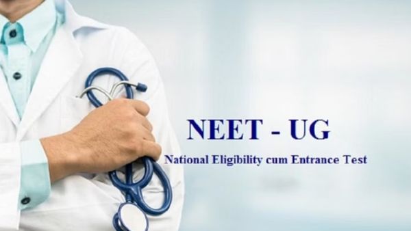 நீட் தேர்வில் சாதனை: டாப் 10 பட்டியலில் 4 பேர் தமிழ்நாட்டு மாணவர்கள்.. ஒரே மார்க்! முழு லிஸ்ட் இதோ!