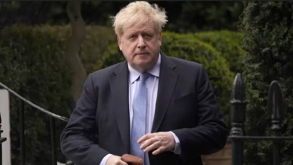 பிரதமர் பதவியை தொடர்ந்து.. எம்.பி பதவியையும் ராஜினாமா செய்தார் போரிஸ் ஜான்சன்! காரணம் இதுதான்