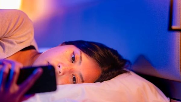 இரவில் கண் விழிப்பவர்களுக்கு அதிக உடல்நலகுறைவு ஏற்படுகிறதா? 37 ஆண்டு கால டேட்டாவில் புதிய ஆய்வு