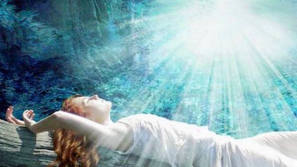 இறந்தவர்கள் அடிக்கடி கனவில் வருகிறார்களா? உங்களுக்கு அடிக்கப்போகுது ஜாக்பாட்