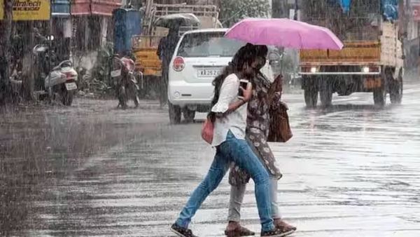 Chennai Rain : ஓவர் நைட்ல மாறிடுச்சே..சென்னை இரவை இடி மின்னலுடன் இதமாக்கிய மழை! ஜோராக பெய்திருக்கே