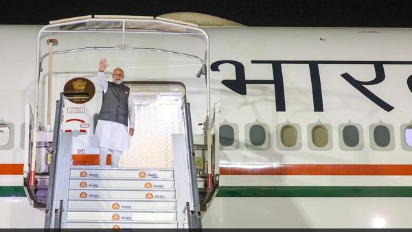 பிரான்ஸ் ஓவர்.. ஐக்கிய அரபு எமிரேட்ஸ் சென்ற பிரதமர் மோடி! அதிபரோடு இன்று முக்கிய மீட்டிங்!