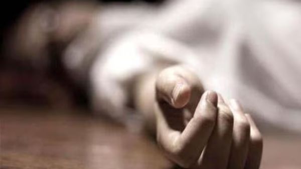 படிப்பு முக்கியம்தான்.. அதுக்குன்னு இப்படியா! சென்னையில் மாணவிக்கு நேர்ந்த சோகம்.. கதறிய பெற்றோர்