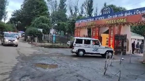 பறந்த நோட்டீஸ்.. ஆர்எஸ்எஸ் ஆலோசனைக்கு இடமளித்த ஊட்டி தனியார் பள்ளிக்கு சிக்கல்.. நீலகிரியில் அதிரடி