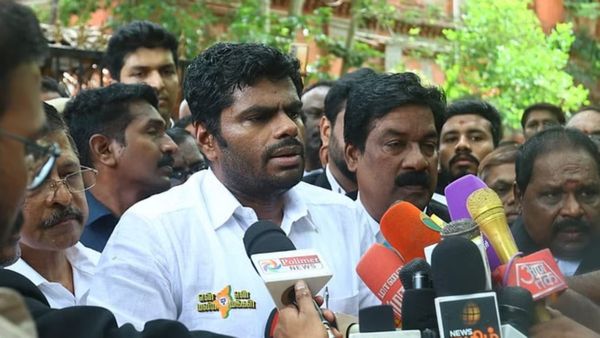 300+ பினாமிகள்.. சிக்கப்போகும் பெரிய தலைகள்.. லிஸ்ட்டை யாரிடம் கொடுப்பது என ஆலோசனை.. அண்ணாமலை தகவல்!