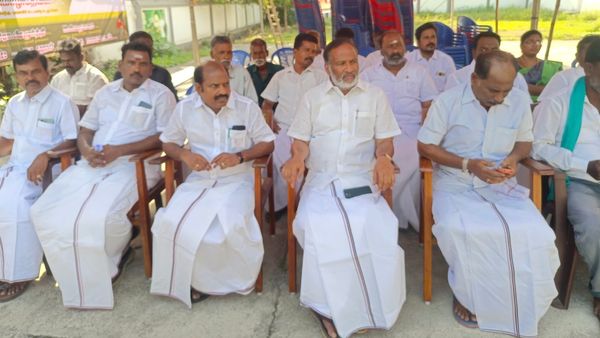 போலீசார் அனுமதி மறுத்த நிலையில் உண்ணாவிரத போராட்டத்தை தொடங்கிய அதிமுக எம்.எல்.ஏ.. நெய்வேலியில் பரபர!