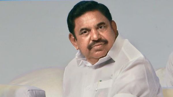 டெல்லியில் தேசிய ஜனநாயக கூட்டணி கட்சிகளின் கூட்டம்.. எடப்பாடிக்கு அழைப்பு.. ஓபிஎஸ்சை கைவிட்ட பாஜக?