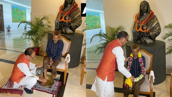 நாட்டை உலுக்கிய கொடூரம்: பழங்குடியின இளைஞரின் காலை கழுவி மன்னிப்பு கேட்ட ம.பி முதல்வர் சிவராஜ் சிங்!