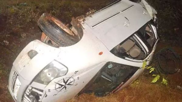 சாலையில் தேங்கிய மழைநீரால் கவிழ்ந்த கார்! நெல்லையில் 3 பேர் பலி.. திருமண வீட்டில் பெரும் சோகம்