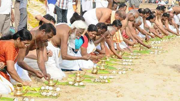 ஆடி அமாவாசை.. காசி, கயாவில் முன்னோர்களுக்கு தர்ப்பணம்.. யாத்திரைக்கு தயாராகுங்கள்!