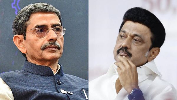 டைமிங்கை கவனிச்சீங்களா? ஸ்டாலின் எழுதிய 16 பக்க லெட்டர்.. டெல்லியில் ஆளுநர் ரவி.. என்ன நடந்தது?