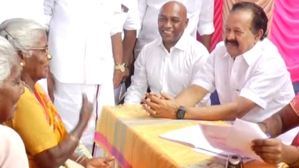 முதல்வர் ஸ்டாலினுன்னு சொல்லுங்க.. இல்ல நான் இரட்டை இலைதான்.. அதிரவைத்த பாட்டி.. பொன்முடி ரைட் ரைட்