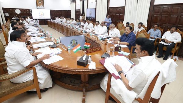 இலாகாவை மாற்ற தயங்கமாட்டேன்! அமைச்சர்களுக்கு முதல்வர் வார்னிங்! உதயநிதி ஸ்டாலின் உடைத்த ரகசியம்!