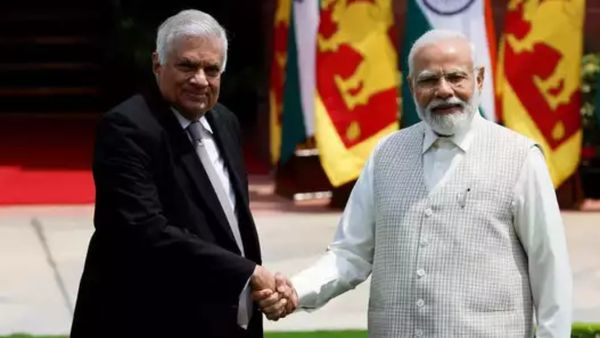 செம! இனி நாகையில் இருந்து இலங்கைக்கு பயணிகள் படகு சேவை.. பிரதமர் மோடி - ரணில் விக்கிரமசிங்கே முடிவு