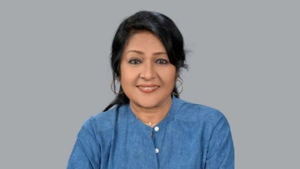 அசைவம் சாப்பிட்டா 'அந்த' ஜவ்வு கெட்டியாகி ஞானம் கிடைக்காது- மாஜி நியூஸ் ரீடர் ஷோபனா ரவி 'ட்வீட்'