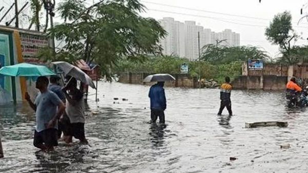 வெள்ளத்தில் மூழ்கிய விழுப்புரம்.. வானிலை மையம் எச்சரிக்கவே இல்லையே! ஒரே நாளில் கொட்டிய 27 செமீ மழை