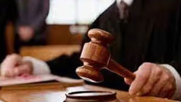 மாதஊதியம் ரூ.51,500 முதல் ரூ.63,070.. மாவட்ட நீதிபதியாக விருப்பமா? 50 காலியிடம்! அசத்தலான வாய்ப்பு