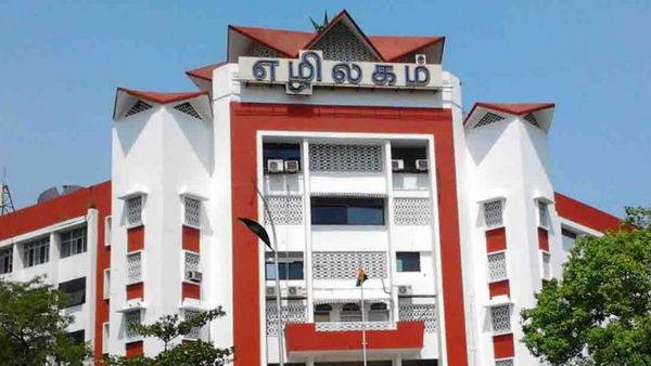 எழிலகம் நீர்வளத்துறை அலுவலகத்தில் லஞ்ச ஒழிப்புத்துறை சோதனை.. ரூ.2 லட்சம் பறிமுதல்